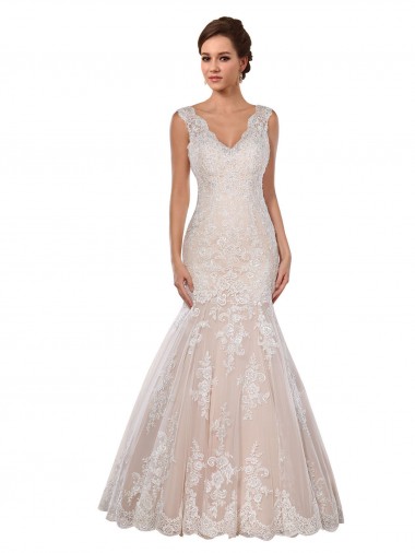 Lace V-Neck Chapel Train Sleeveless Modern Wedding Dress Norwich