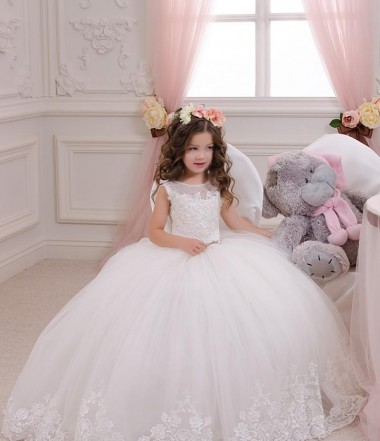 Tulle & Lace Bateau Neck Chapel Train Sleeveless Flower Girl Wedding Dress Norwich