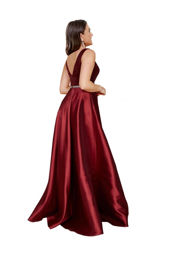 V-Back Satin V-Neck Long Sleeveless Formal Plus Size Evening Gown / Prom Dress / Bridesmaid Dress Norwich