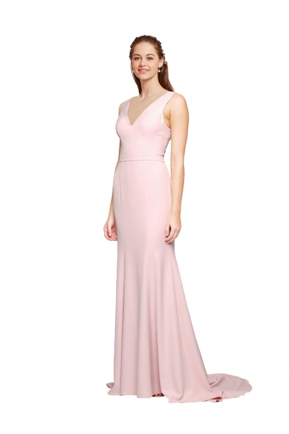 V-Back Stretch Crepe V-Neck Sweep Train Sleeveless Black Tie Evening Dress / Prom Dress / Bridesmaid Dress Norwich